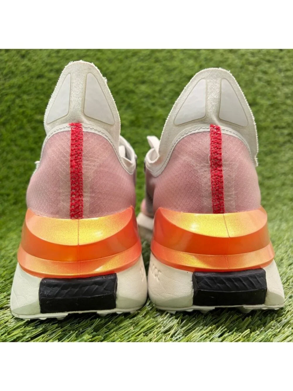Adidas Avryn Mens Size 10 Gray Solar Red Pink Running Jogging Shoes Sneakers